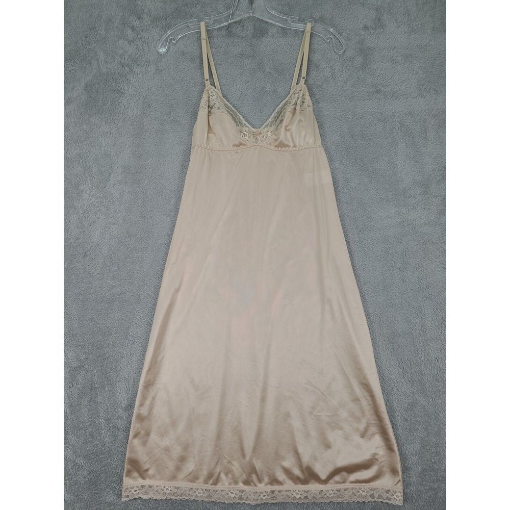 Vintage Sears The Doesnt Slip Nylon‎ Anti-Cling Beige Slip Size 32